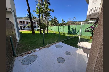 Casa de condomínio à venda com 65m², 2 quartos e 1 vagaÁrea de Serviço