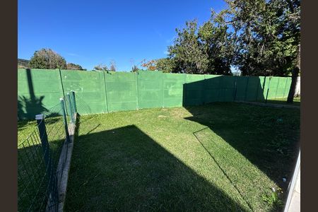 Casa de condomínio à venda com 65m², 2 quartos e 1 vagaGarden