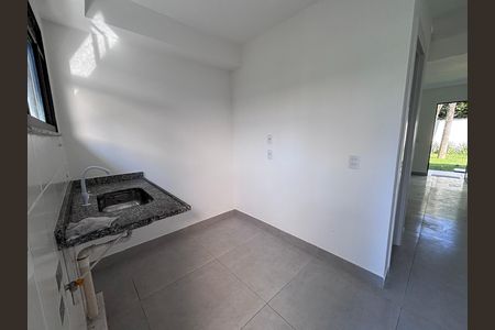 Casa de condomínio à venda com 65m², 2 quartos e 1 vagaCozinha