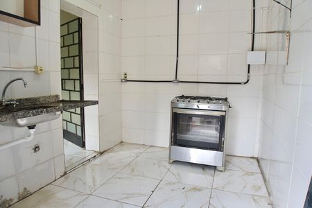 Cozinha de kitnet/studio para alugar com 1 quarto, 28m² em Parque Pedro Ii, Belo Horizonte