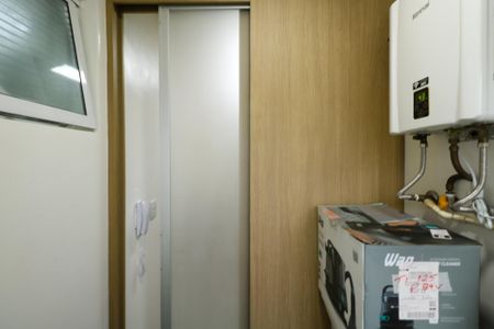 Apartamento à venda com 55m², 2 quartos e 1 vaga Apartamento à venda com 55m², 2 quartos e 1 vagaÁrea de Serviço