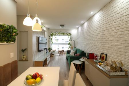 Apartamento à venda com 55m², 2 quartos e 1 vaga Apartamento à venda com 55m², 2 quartos e 1 vagaSala