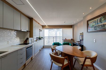 Apartamento à venda com 55m², 2 quartos e 1 vaga Apartamento à venda com 55m², 2 quartos e 1 vagaStudio