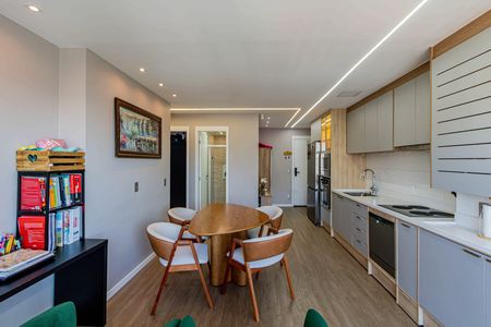 Apartamento à venda com 55m², 2 quartos e 1 vaga Apartamento à venda com 55m², 2 quartos e 1 vagaStudio
