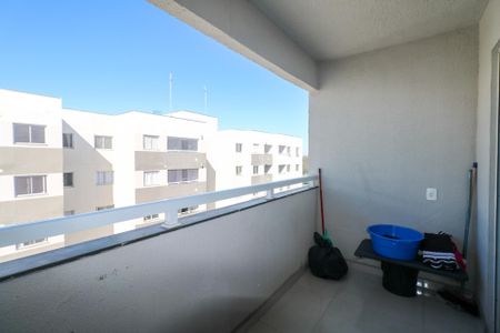 Apartamento para alugar com 45m², 2 quartos e 1 vaga Apartamento para alugar com 45m², 2 quartos e 1 vagaVaranda e Área de Serviço