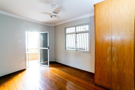 Suíte de apartamento para alugar com 3 quartos, 100m² em Sagrada Família, Belo Horizonte