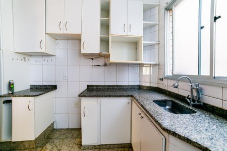 Apartamento para alugar com 100m², 3 quartos e 2 vagas Apartamento para alugar com 100m², 3 quartos e 2 vagasCozinha