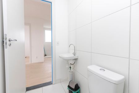Apartamento para alugar com 42m², 2 quartos e sem vaga Apartamento para alugar com 42m², 2 quartos e sem vagaBanheiro