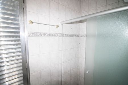 Casa à venda com 124m², 1 quarto e 2 vagas Casa à venda com 124m², 1 quarto e 2 vagasBANHEIRO