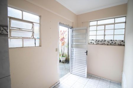 Casa à venda com 124m², 1 quarto e 2 vagas Casa à venda com 124m², 1 quarto e 2 vagasHALL DA COZINHA