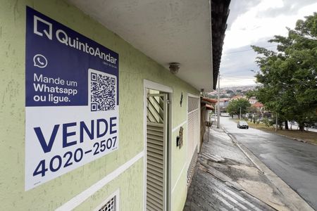 Casa à venda com 220m², 3 quartos e 1 vagaHBJM-1848