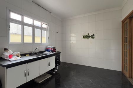 Casa à venda com 220m², 3 quartos e 1 vagaCozinha