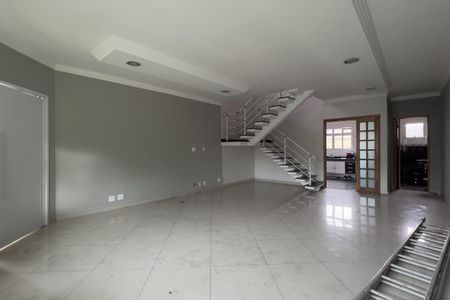 Sala de casa à venda com 3 quartos, 220m² em Parque Continental I, Guarulhos