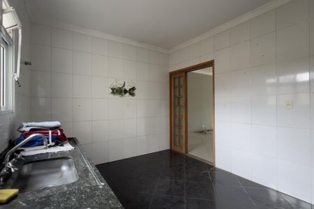 Casa à venda com 220m², 3 quartos e 1 vagaCozinha