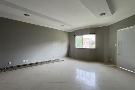 Casa à venda com 220m², 3 quartos e 1 vagaSala