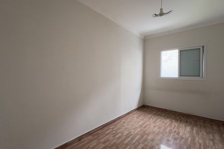 Casa à venda com 220m², 3 quartos e 1 vagaQuarto 1