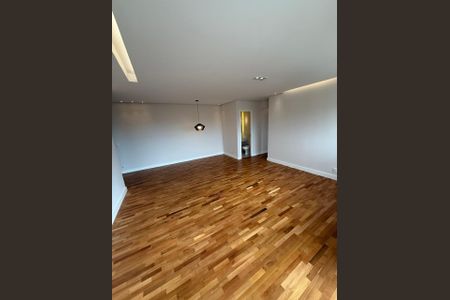 Apartamento à venda com 94m², 2 quartos e 2 vagas Apartamento à venda com 94m², 2 quartos e 2 vagasSala