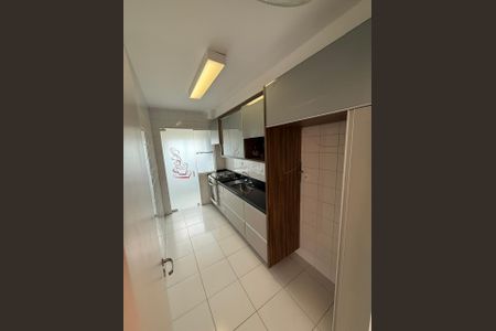 Apartamento à venda com 94m², 2 quartos e 2 vagas Apartamento à venda com 94m², 2 quartos e 2 vagasCozinha