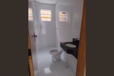 Banheiro de casa para alugar com 2 quartos, 90m² em São José do Rio Preto, Praia Grande