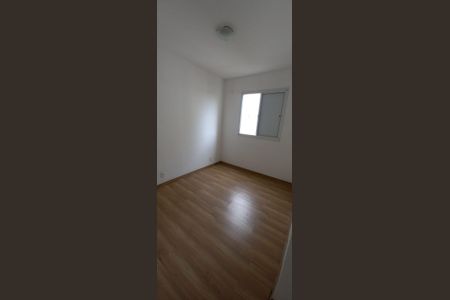 Quarto de apartamento à venda com 3 quartos, 60m² em Jardim Cocaia, Guarulhos