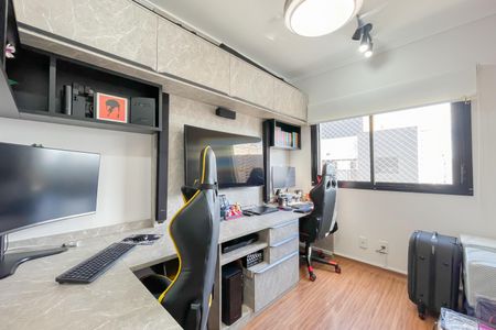 Apartamento à venda com 62m², 2 quartos e 2 vagasQuarto 2