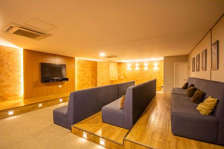 Apartamento à venda com 62m², 2 quartos e 2 vagasCinema