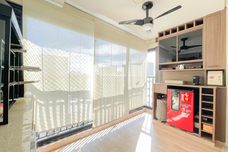 Sacada de casa de condomínio à venda com 2 quartos, 62m² em Continental, Osasco