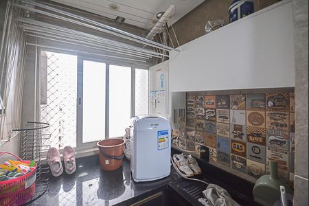 Apartamento à venda com 60m², 2 quartos e 1 vaga Apartamento à venda com 60m², 2 quartos e 1 vagaÁrea de Serviço