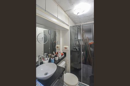 Banheiro de apartamento à venda com 2 quartos, 60m² em Planalto, São Bernardo do Campo
