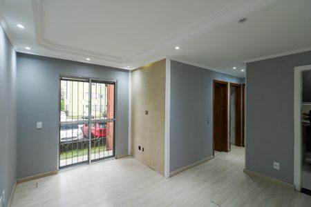 Sala de apartamento para alugar com 2 quartos, 50m² em Jardim Arco-iris, Diadema