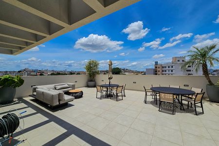 Apartamento à venda com 67m², 2 quartos e 2 vagas