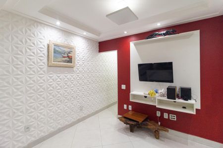 Sala de casa para alugar com 3 quartos, 120m² em Vila Ester, Carapicuíba