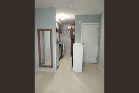Apartamento para alugar com 38m², 2 quartos e sem vaga Apartamento para alugar com 38m², 2 quartos e sem vagaSala