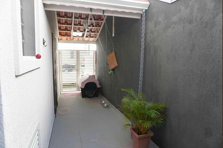 Casa de condomínio à venda com 90m², 2 quartos e 2 vagas Casa de condomínio à venda com 90m², 2 quartos e 2 vagasQuintal