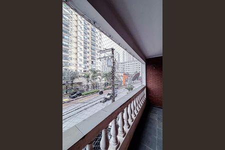 Apartamento para alugar com 100m², 1 quarto e sem vagaVaranda