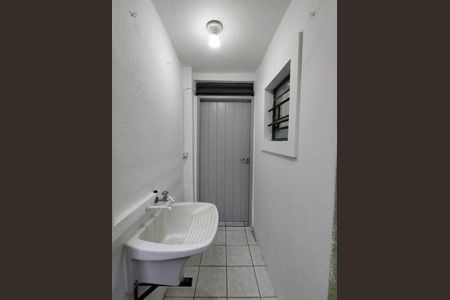 Casa para alugar com 30m², 1 quarto e sem vagaÁrea de Serviço