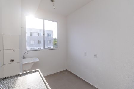 Apartamento para alugar com 42m², 2 quartos e 1 vaga Apartamento para alugar com 42m², 2 quartos e 1 vagaCozinha e Área de Serviço