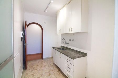 Cozinha de apartamento para alugar com 2 quartos, 61m² em Vila Congonhas, São Paulo