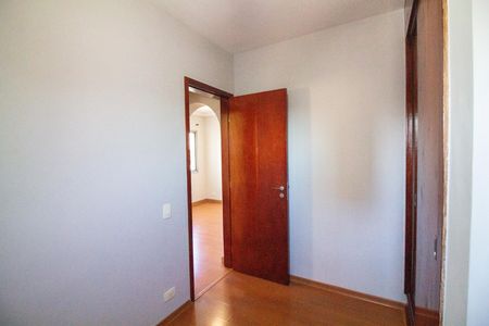 Quarto 1 de apartamento para alugar com 2 quartos, 61m² em Vila Congonhas, São Paulo