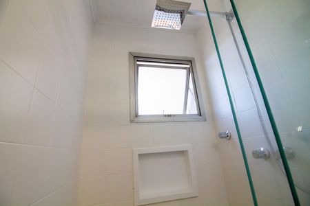Banheiro de apartamento para alugar com 2 quartos, 61m² em Vila Congonhas, São Paulo