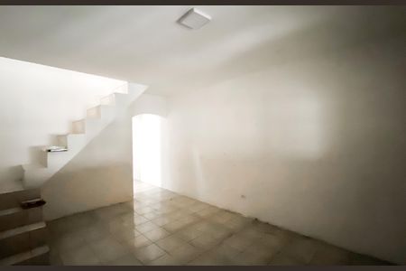 Sala de casa de condomínio para alugar com 2 quartos, 116m² em Alardes Matarazzo, São Paulo