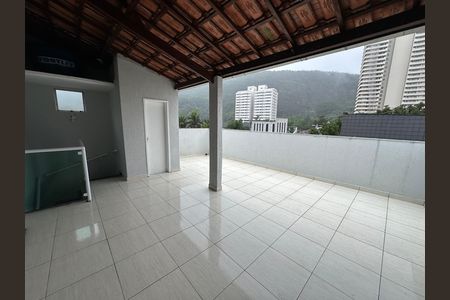 Casa para alugar com 106m², 3 quartos e 1 vaga Casa para alugar com 106m², 3 quartos e 1 vagaÁrea externa