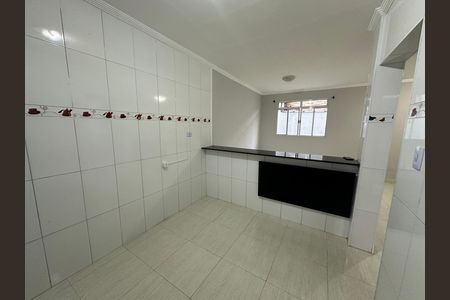 Casa para alugar com 106m², 3 quartos e 1 vaga Casa para alugar com 106m², 3 quartos e 1 vagaCozinha