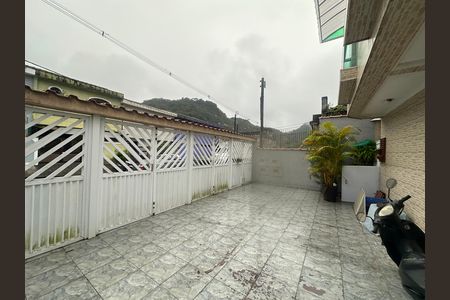 Casa para alugar com 106m², 3 quartos e 1 vaga Casa para alugar com 106m², 3 quartos e 1 vagaGaragem