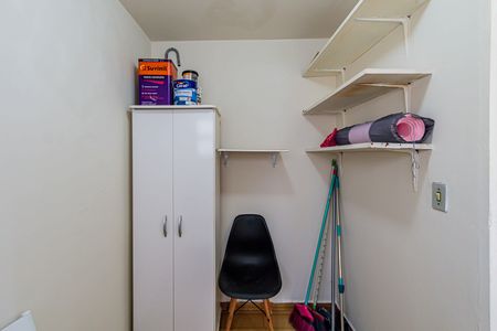 Apartamento à venda com 90m², 2 quartos e sem vaga Apartamento à venda com 90m², 2 quartos e sem vagaQuarto de serviço