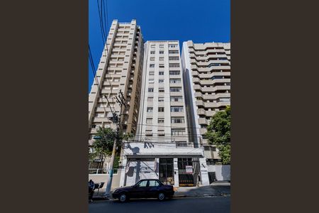 Apartamento à venda com 90m², 2 quartos e sem vaga Apartamento à venda com 90m², 2 quartos e sem vagaFachada