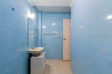 Apartamento à venda com 90m², 2 quartos e sem vaga Apartamento à venda com 90m², 2 quartos e sem vagaBanheiro
