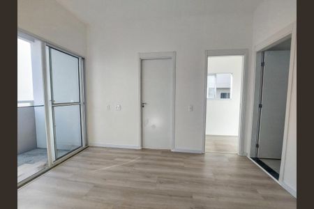 Sala de apartamento para alugar com 2 quartos, 42m² em Várzea de Baixo, São Paulo