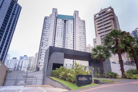 Fachada de apartamento para alugar com 1 quarto, 56m² em Vila da Serra, Nova Lima