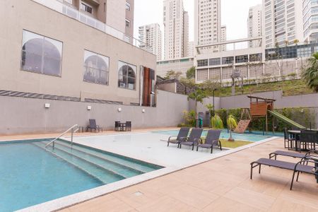 Área comum - Piscina de apartamento para alugar com 1 quarto, 56m² em Vila da Serra, Nova Lima